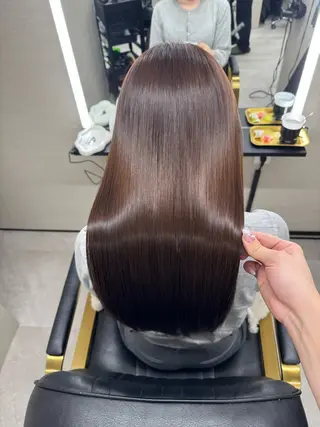セミロング 髪質改善サロン 南船場　みおのヘアスタイル