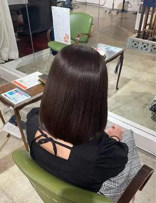 カラー くま‪‪🤍透明感 🎀ナチュラルカラーのヘアスタイル