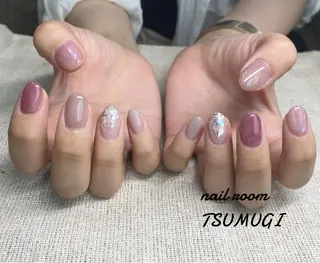 ネイル nailroom TSUMUGIのネイルデザイン