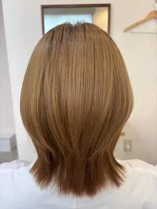 ミディアム カラー CARES千葉店 髪質改善美容室のヘアスタイル