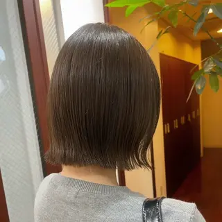 ショート yura /レイヤーカットのヘアスタイル