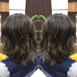 ミディアム カラー Oopsレイヤー 加藤澄都のヘアスタイル