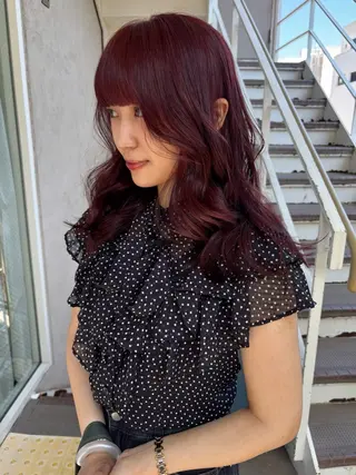 セミロング カラー TRENCH 渡辺 琴夏のヘアスタイル