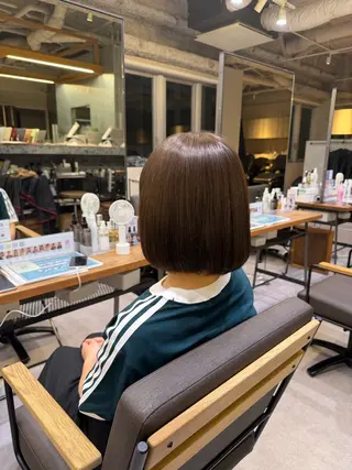 ショート カラー Sion🍀 カラー／大阪／堀江のヘアスタイル