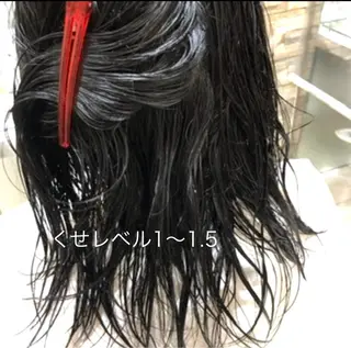 ミディアム 酸性ストレート特化× 艶髪師/及川のヘアスタイル