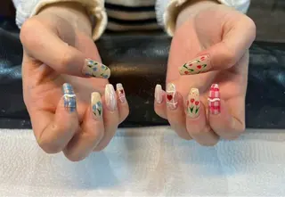 ネイル AIRI PEEKABOO梅田のネイルデザイン