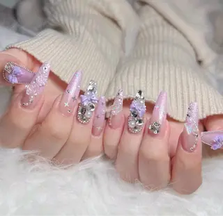 ネイル Lyna 池袋のネイルデザイン