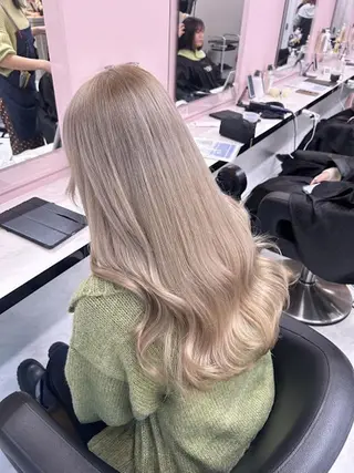 カラー 〈公式〉🪽 BABY上野🪽のヘアスタイル