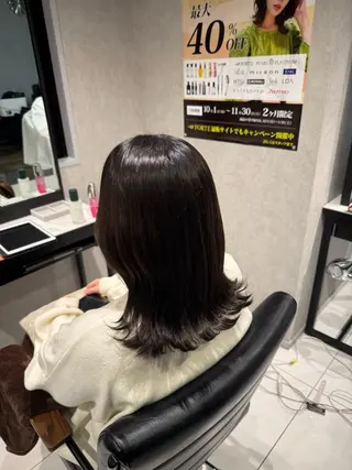 セミロング 艶ブラウン/赤み消し /盛れる顔周りのヘアスタイル