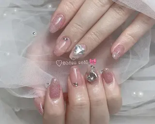 ネイル サイナネイル🎀 長さ出し専門店のネイルデザイン