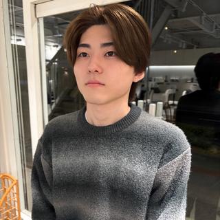 カラー メンズ 周東 芽依のヘアスタイル