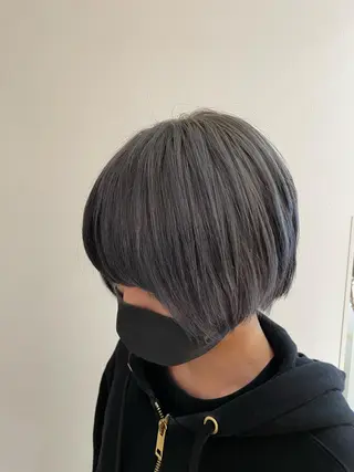 カラー 渡部凌我 小顔ウルフ ハイトーンカラーのヘアスタイル