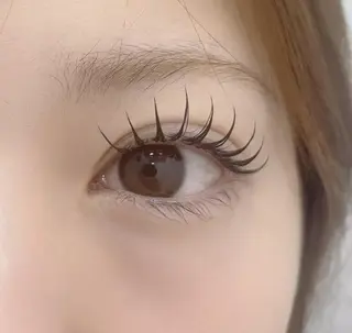 マツエク・マツパ ユキ🍀アイラッシュ 🔮新大久保のマツエク・マツパデザイン