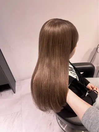 ロング カラー うる艶透明感カラー HINANO🩶のヘアスタイル