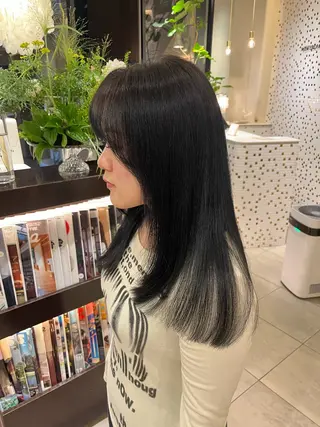 セミロング 柴田 葉月のヘアスタイル