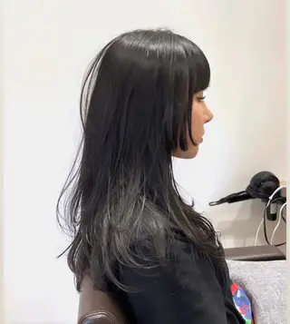 ロング レイヤー/小顔前髪 🤍wakaのヘアスタイル