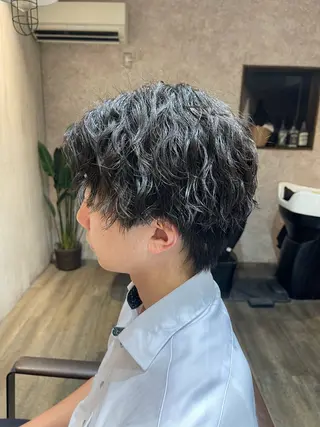 ミディアム パーマ メンズ 田中 識啓のヘアスタイル