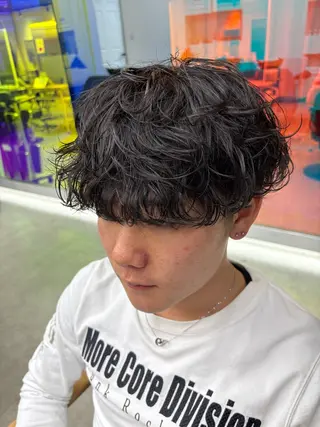 ショート パーマ メンズ シャドウパーマ/ ルーズパーマ/メンズのヘアスタイル