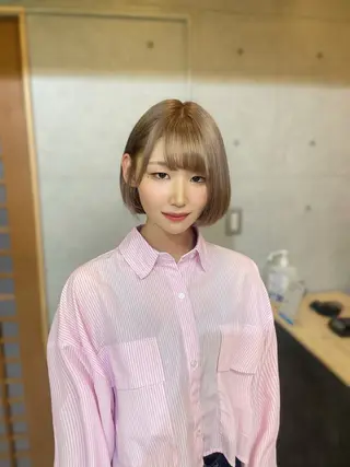 ショート カラー ))ブリーチ特化(( 渡邉 怜のヘアスタイル