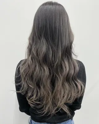 セミロング カラー 春日部 西口徒歩5分 寒色カラー 日和佐のヘアスタイル