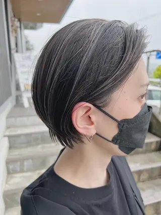 ショート カラー NAKAGAWA YUICHIのヘアスタイル