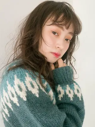 パーマ 💓パーマ，💗 レイヤーカットのヘアスタイル