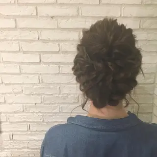 ロング カラー ヘアアレンジ 鈴木 麻希のヘアスタイル
