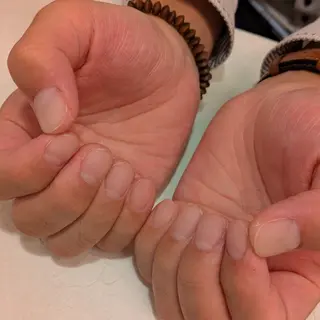 ネイル ジェヌインネイル 河内のネイルデザイン