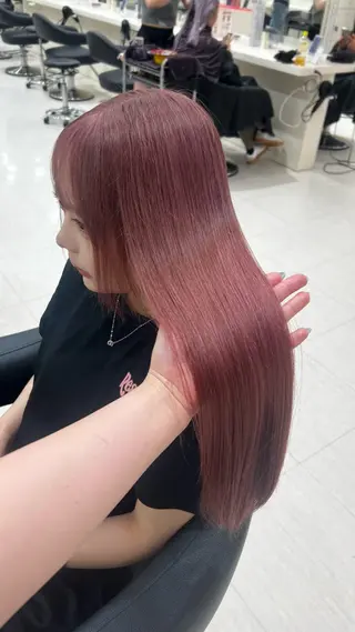ロング カラー ヘアアレンジ 韓国レイヤー&ピンク 艶髪🩶maikoのヘアスタイル