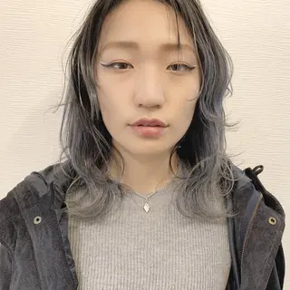 ミディアム カラー 池田 真由美のヘアスタイル