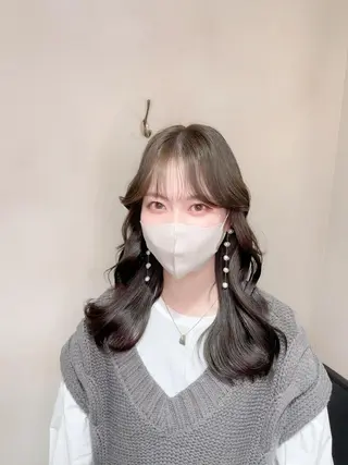 セミロング カラー 泉 堅也のヘアスタイル