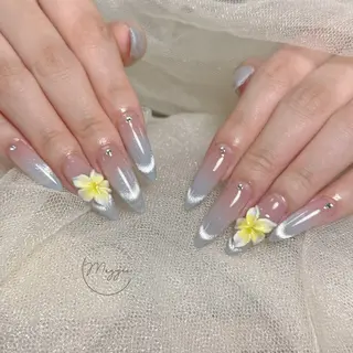 ネイル Maggie Nail🦩のネイルデザイン