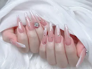 ネイル M🌷nail 長さだし専門店のネイルデザイン