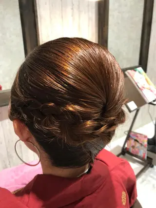 ミディアム ヘアアレンジ Blanco Color&Careのヘアスタイル