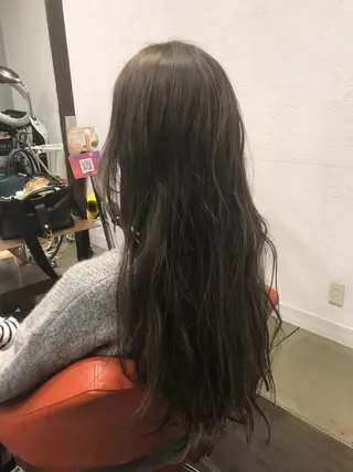 ロング カラー デザインカラー🌈 高木リョウのヘアスタイル