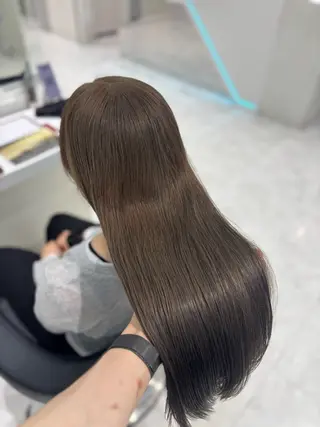ロング カラー 流行りの透明感カラー ×縮毛矯正🤍ユウのヘアスタイル
