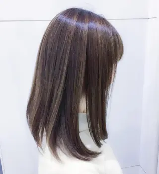 セミロング パーマ 趙 英来のヘアスタイル