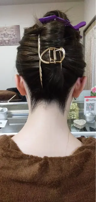 志賀 千鶴のヘアスタイル