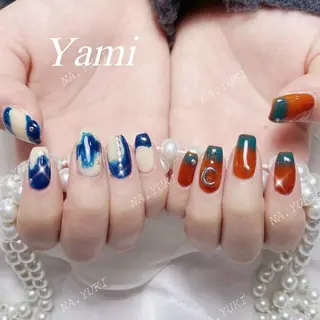 ネイル 🦋 Queenieのネイルデザイン
