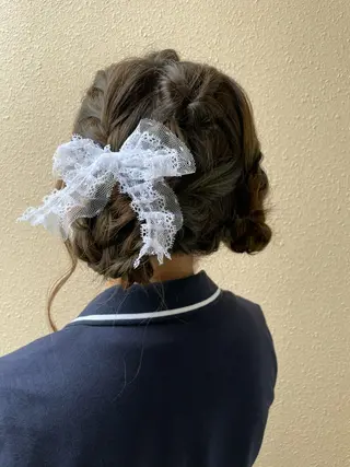 ミディアム ヘアアレンジ ヘアセット🎀耳つぼ 👂💎MONAMIのヘアスタイル