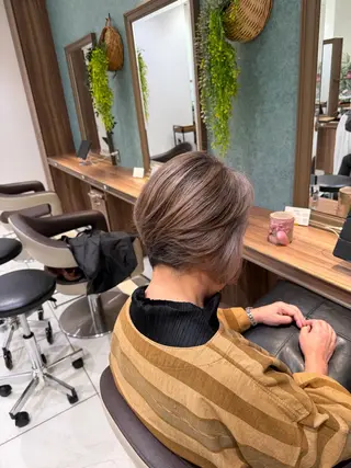 ショート カラー 🇰🇷韓国ヘア★ 副店長.쿠리타⭐︎のヘアスタイル