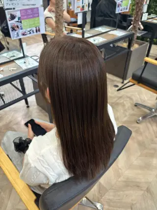 カラー 江原 帆香のヘアスタイル