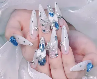 ネイル D-BEAUTY Nailsalonのネイルデザイン