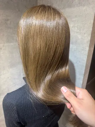 ロング 髪質改善池袋𓊆 大士𓊇ダブルカラーのヘアスタイル