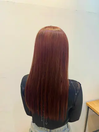 カラー 相田 佳乃のヘアスタイル