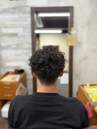 パーマ メンズ 生駒のパーマ達人 FEELけんけんのヘアスタイル