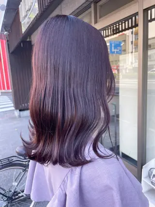 ミディアム カラー イワタ マハ/ minim hairのヘアスタイル