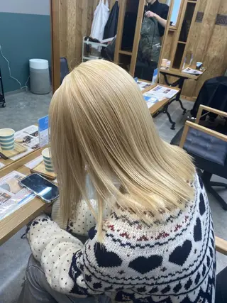 ミディアム 💕モテベージュ 🧡NANAKO🧡のヘアスタイル