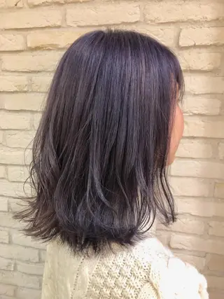 ミディアム カラー 大平 美沙のヘアスタイル