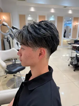 ショート カラー メンズ メンズ特化型美容師 栗山勇人のヘアスタイル